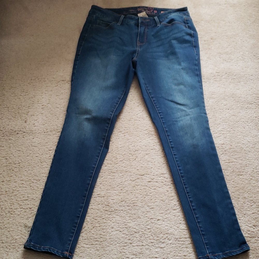 Jeans